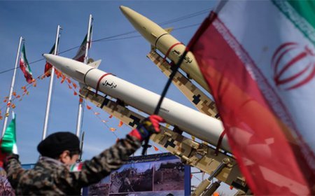 অস্ত্র তৈরিতে ইরানকে সাহায্য করবে পাকিস্তান